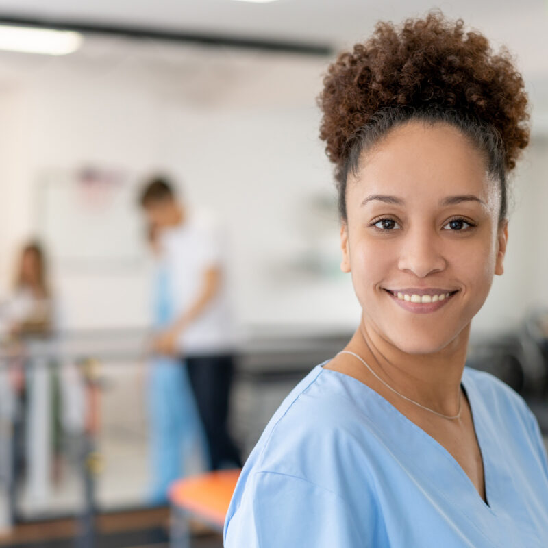 PÓS-GRADUAÇÃO EM LIDERANÇA EM ENFERMAGEM