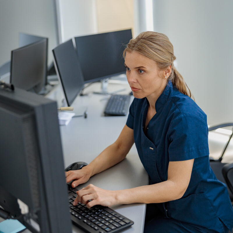 PÓS-GRADUAÇÃO EM ENFERMAGEM DO TRABALHO