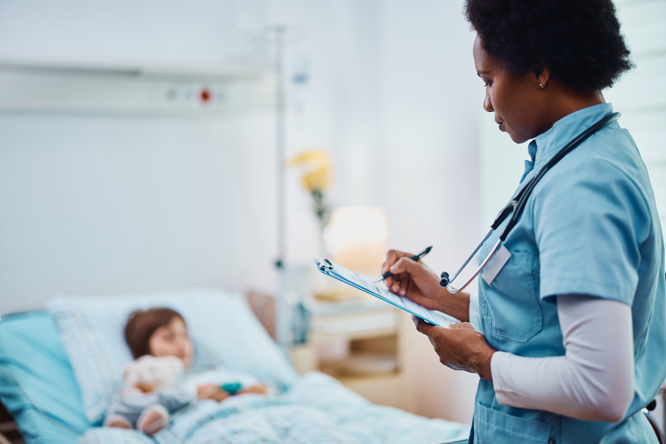 PÓS-GRADUAÇÃO EM UTI NEONATAL