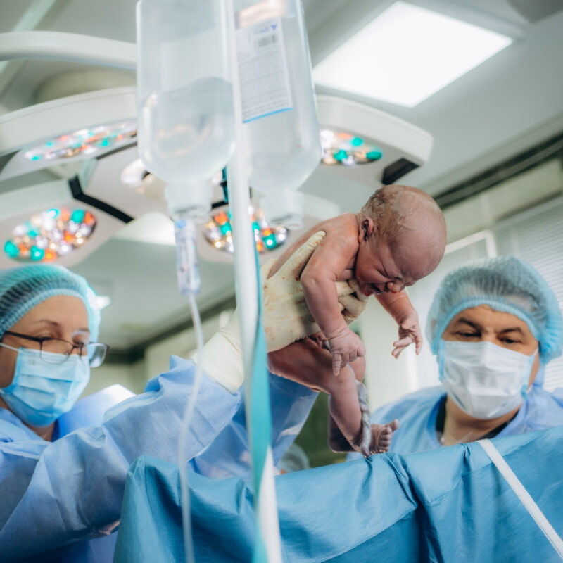 PÓS-GRADUAÇÃO EM URGÊNCIA E EMERGÊNCIA NEONATAL E PEDIÁTRICA