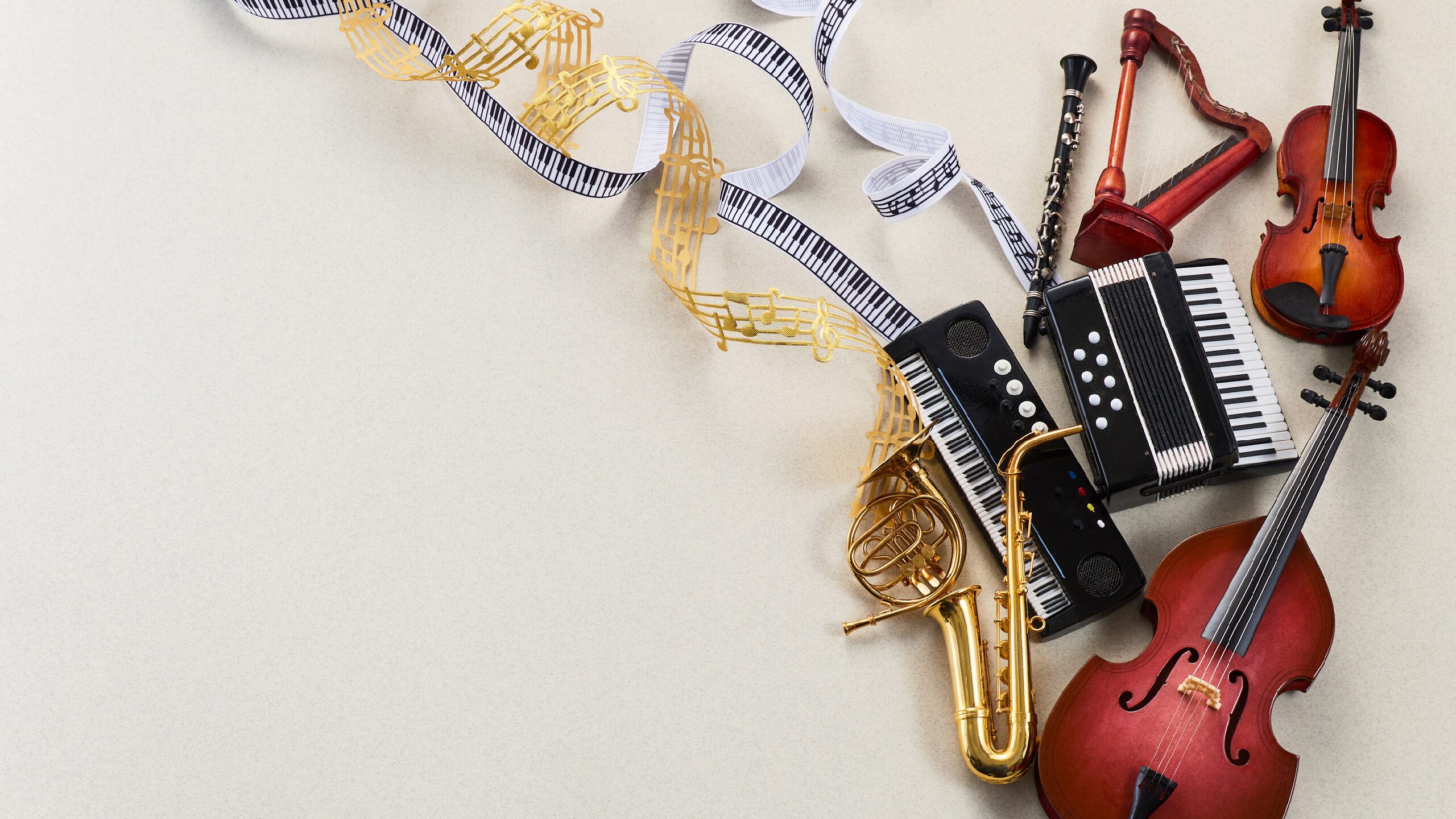 PÓS-GRADUAÇÃO EM ARTES VISUAIS E MÚSICA